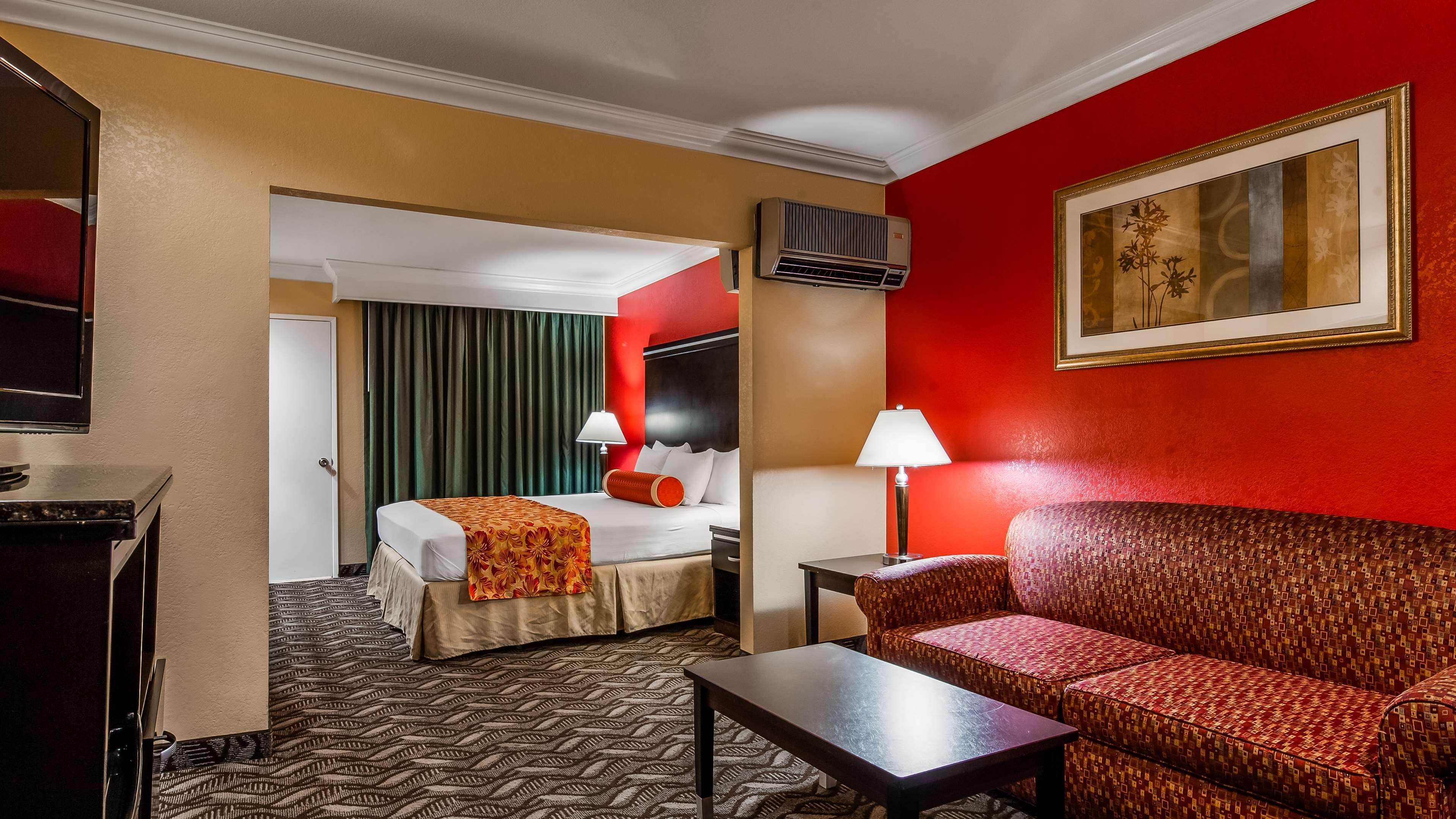 Best Western Moreno Hotel & Suites Морено-Валли Экстерьер фото