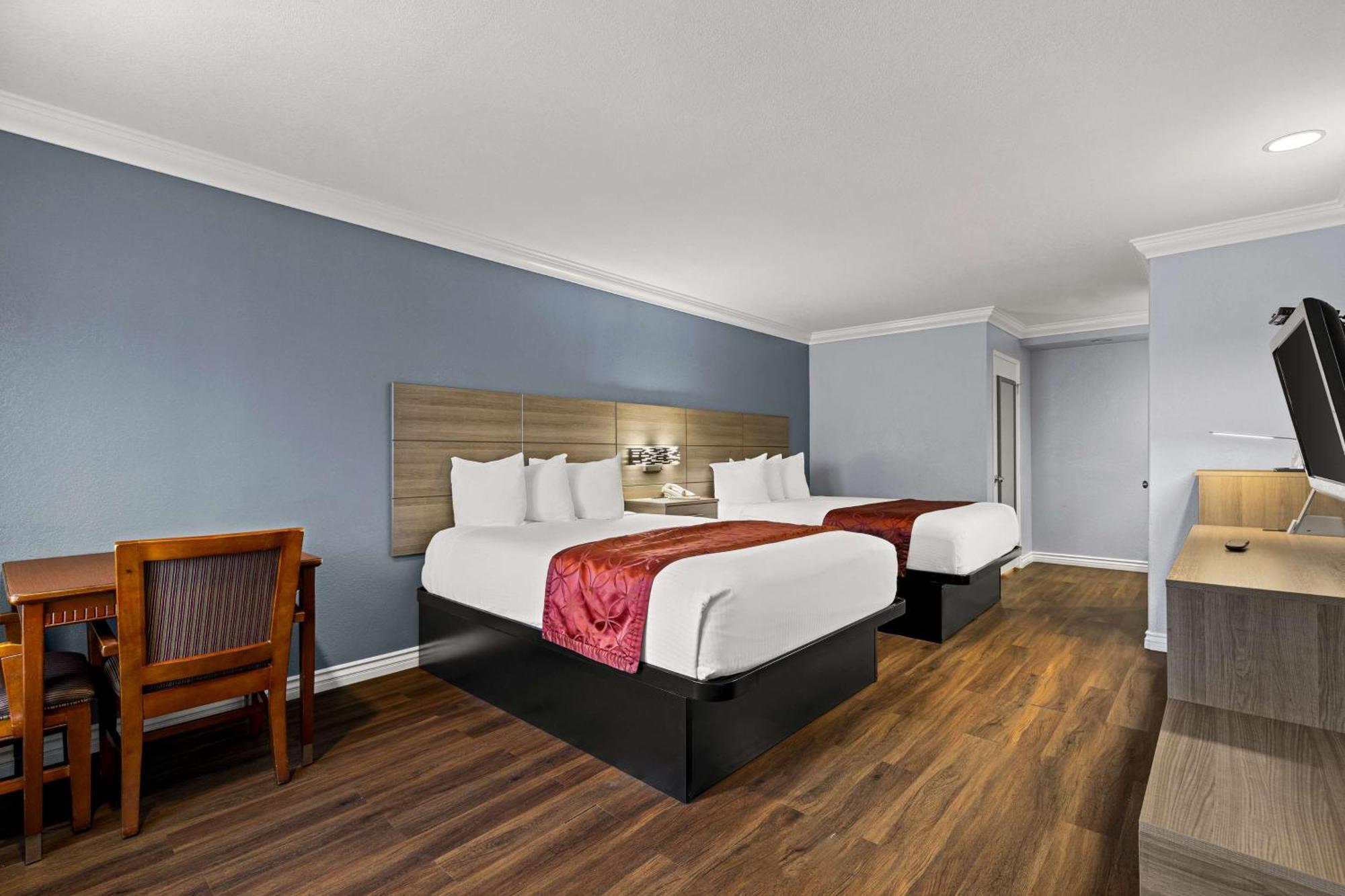 Best Western Moreno Hotel & Suites Морено-Валли Экстерьер фото