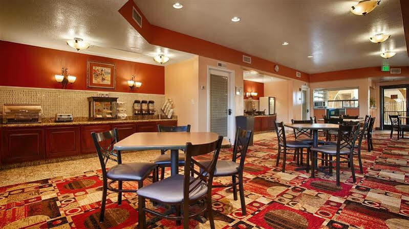 Best Western Moreno Hotel & Suites Морено-Валли Экстерьер фото